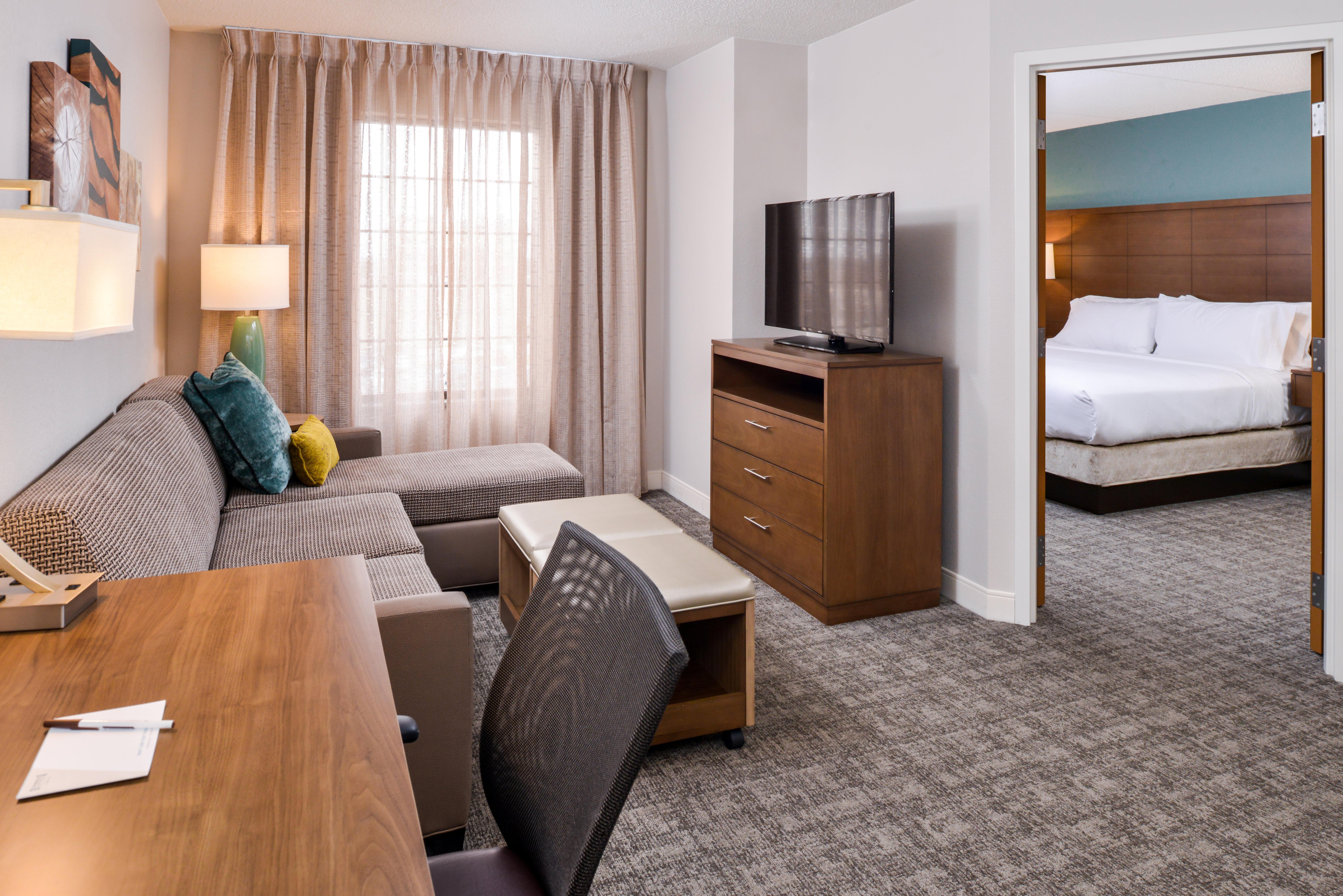 สเตย์บริดจ์ สวีท อินเดียนาโพลิส ดาวน์ทาวน์-คอนเวนชั่นเซ็นเตอร์ Hotel ภายนอก รูปภาพ